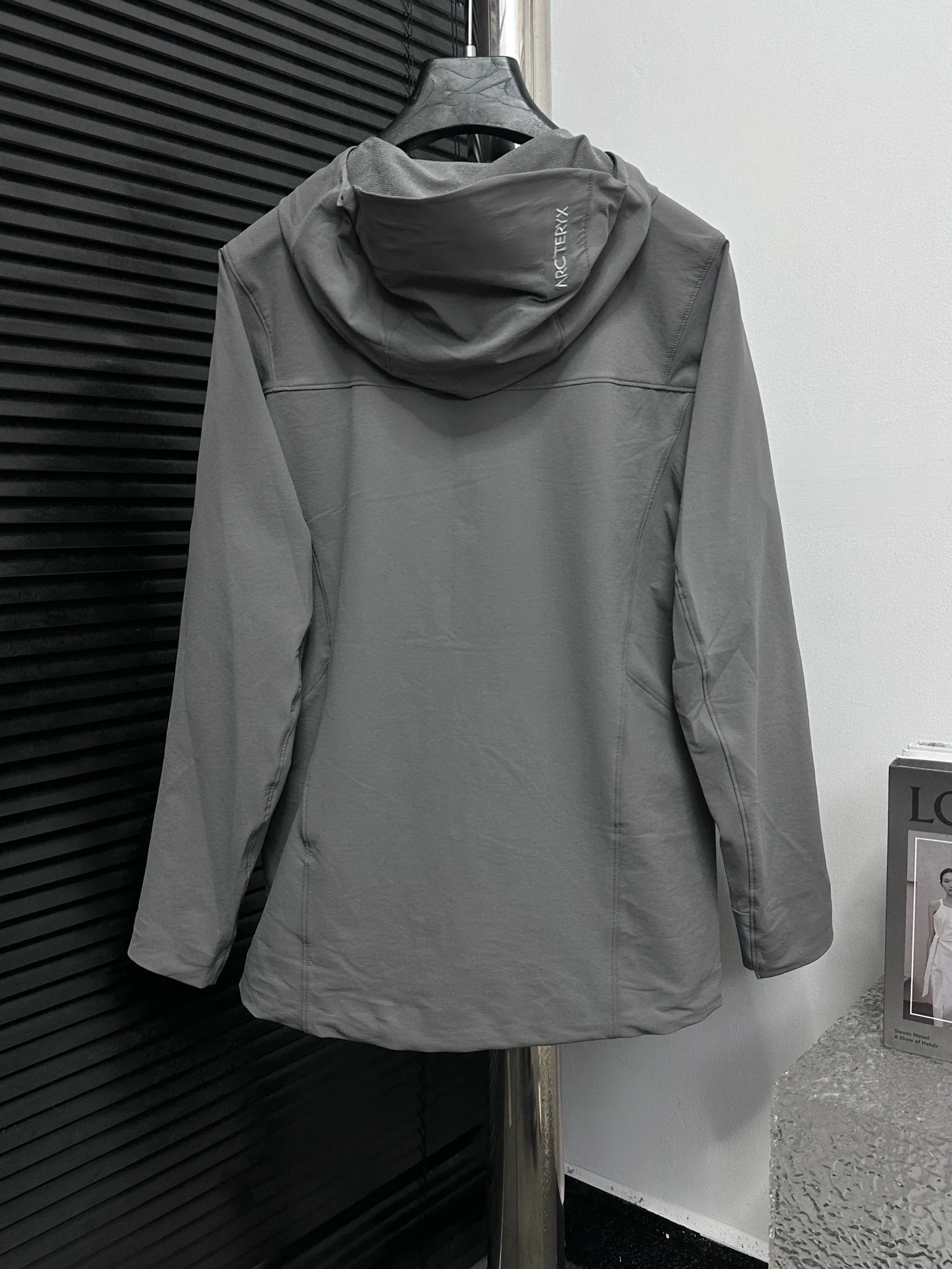 GAMMA LIGHTWEIGHT hoody 。 Gamma Series Gamma sl ， ， ， ， ， LT Series ， 。 ， ， ， ， ， ； Series ， ； Same Style Size： XS-XXL